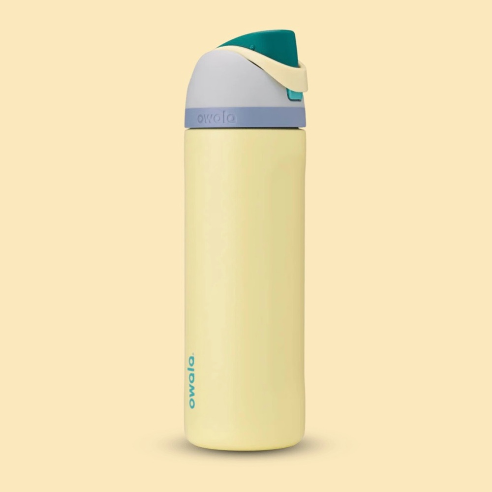 NEW Owala Sunny Daze Freesip 24oz Yellow Water Bottle